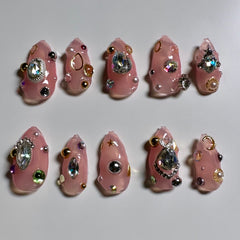 "Chaotic Queen" Nails